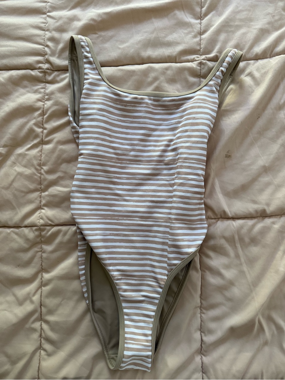 LainSnow Neutral Taupe and Cream Swimwear Interior